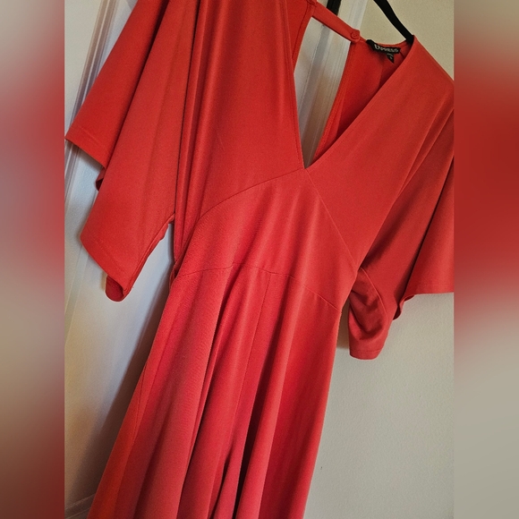 EXPRESS CORAL ROMPER - Picture 2 of 6